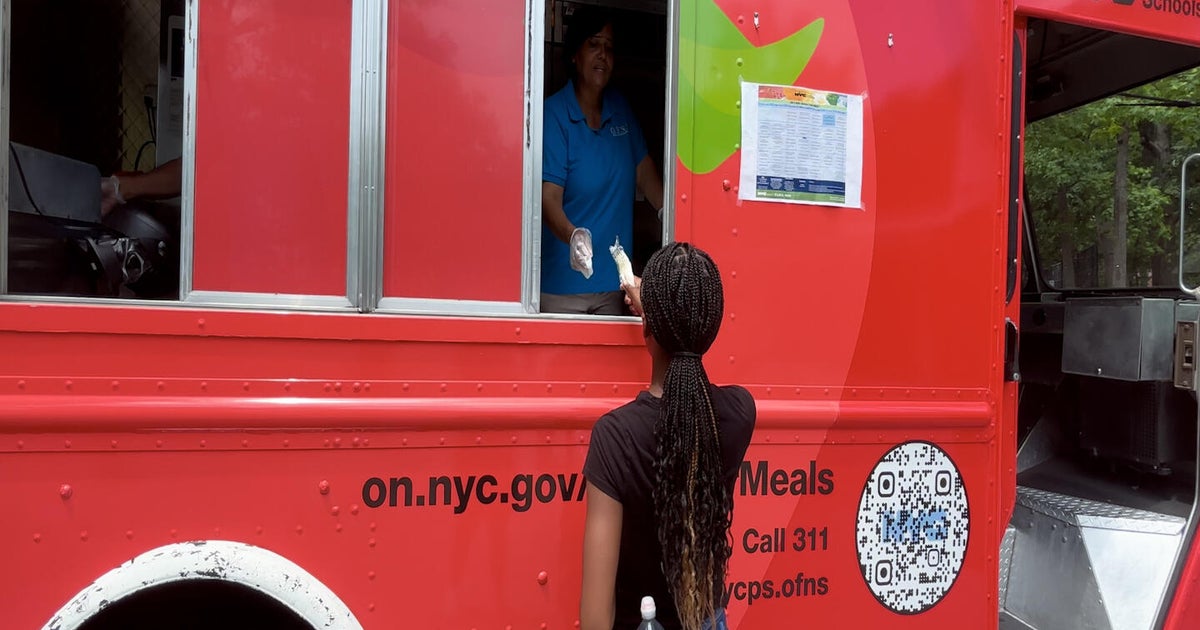 No Kid Hungry, New York City Public Schools distribute free summer meals 
